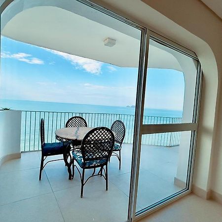 Apartamento Guarujá morro do Maluf de frente ao mar! Esterno foto